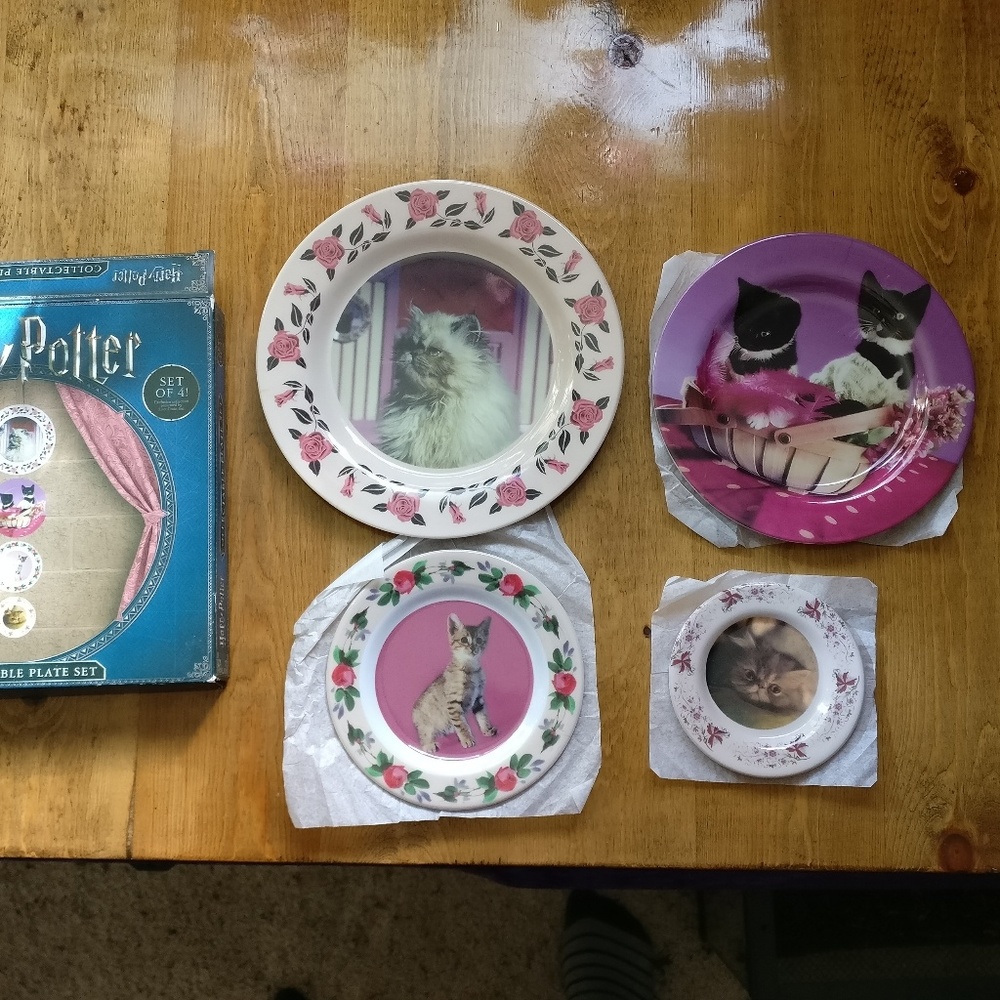 Harry Potter Collectibles Umbridge Plates